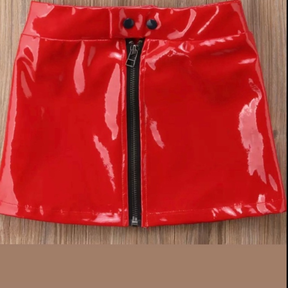 Baby girl patent leather skirt